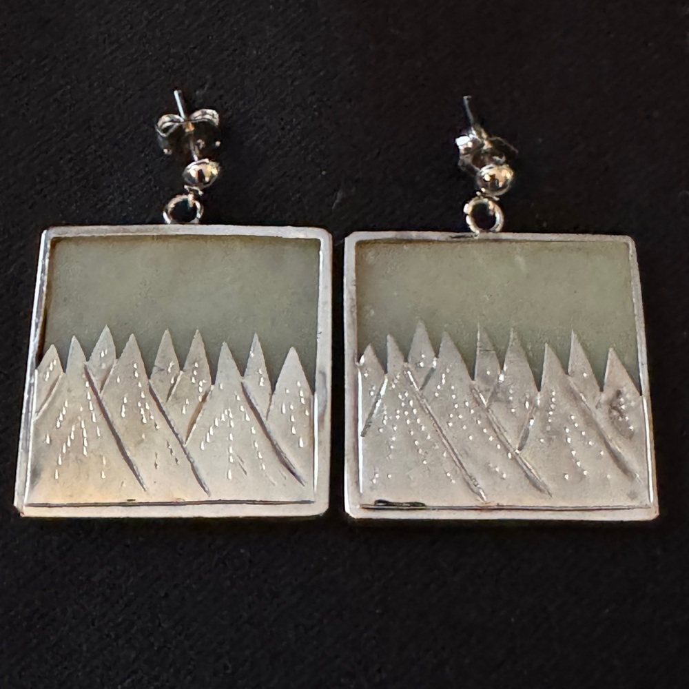 Vintage Jade & Silver Toned Earrings